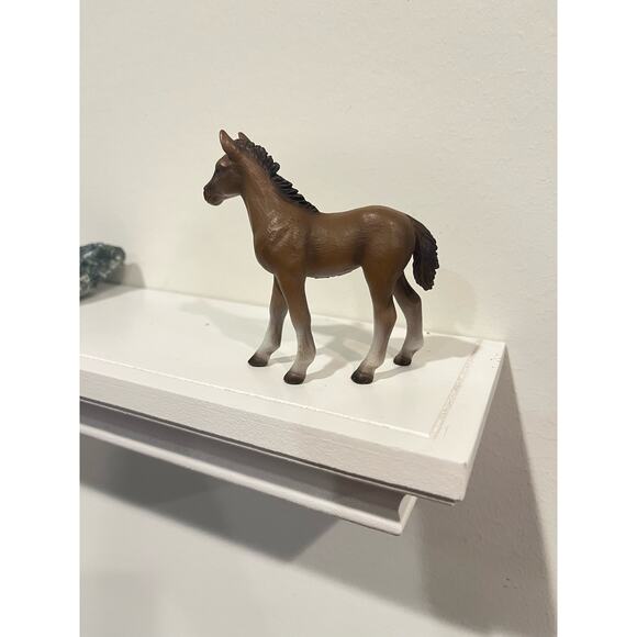 2003 Retired Schleich Hanoverian Bay Foal 2003 Collectible Figure Toy - Picture 4 of 5